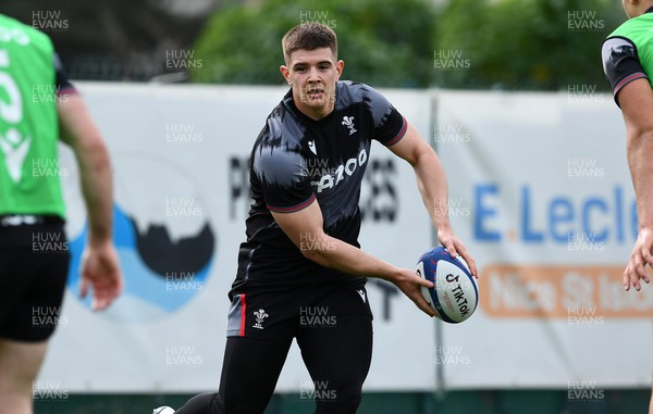 130323 - Wales Rugby Training - Joe Hawkins during training