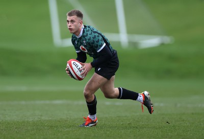 130324 - Wales Rugby Training ahead of their final game against Italy - Cameron Winnett during training