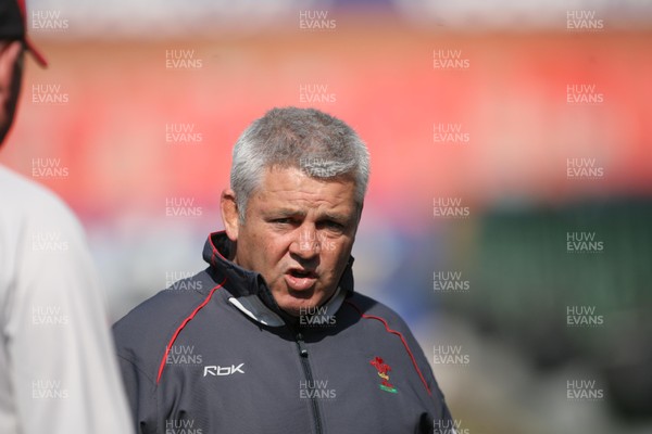 13.06.08 Wales rugby in South Africa... Warren gatland  at Loftus Versfeld ground  in Pretoria .  