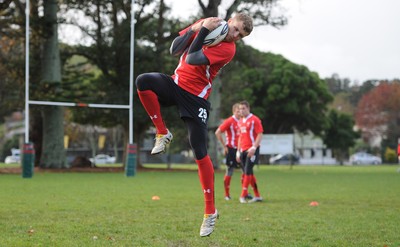 13.06.10 - Wales Rugby Training - Tom Prydie during training. 