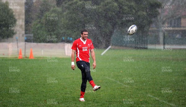 13.06.10 - Wales Rugby Training - Jamie Roberts during training. 