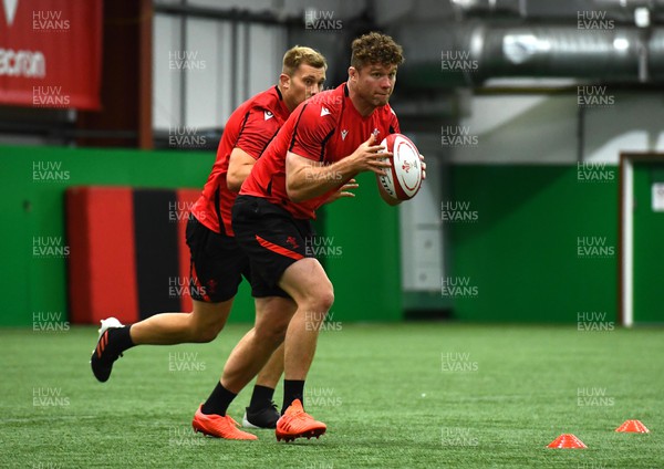 130622 - Wales Rugby Training - Will Rowlands during training