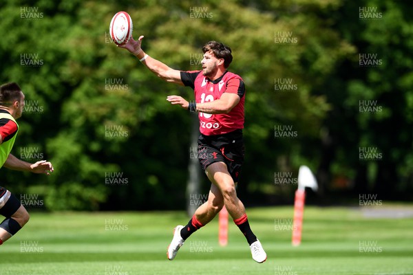 130622 - Wales Rugby Training - Johnny Williams during training