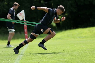 130625 - Wales Rugby Training - Alex Mann during training