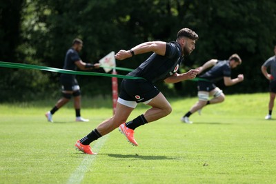 130625 - Wales Rugby Training - Johnny Williams during training