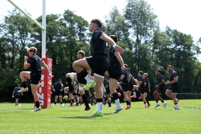130625 - Wales Rugby Training - Macs Page during training
