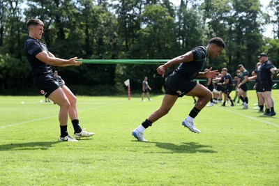 130625 - Wales Rugby Training - Keelan Giles during training