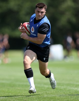 130625 - Wales Rugby Training - Joe Roberts during training