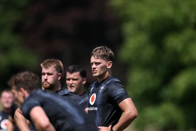 130625 - Wales Rugby Training - Alex Mann during training