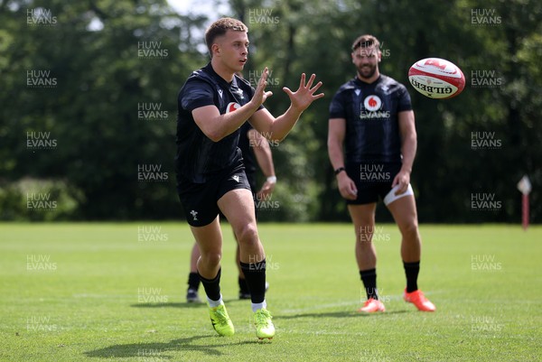 130625 - Wales Rugby Training - Cameron Winnett during training