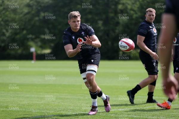 130625 - Wales Rugby Training - Taine Plumtree during training
