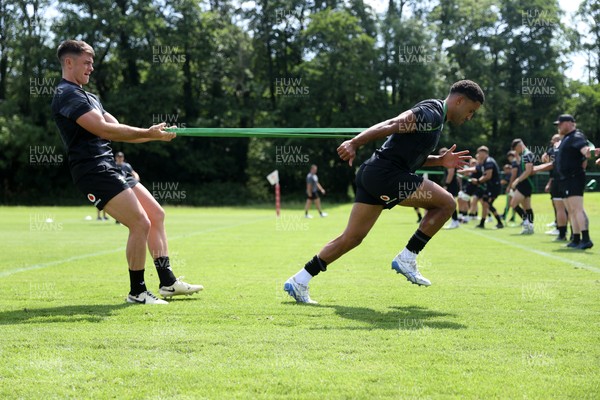 130625 - Wales Rugby Training - Keelan Giles during training