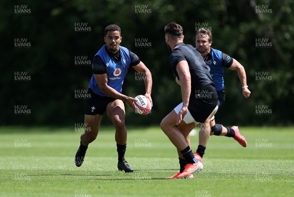 130625 - Wales Rugby Training - Ben Thomas during training