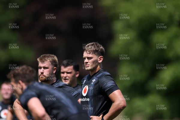 130625 - Wales Rugby Training - Alex Mann during training