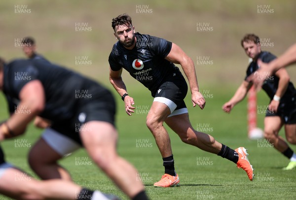 130625 - Wales Rugby Training - Johnny Williams during training