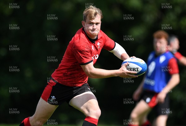 130721 - Wales Rugby Training - Nick Tompkins during training