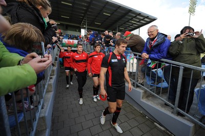 13.09.11 - Wales Rugby Training - Leigh Halfpenny, Lloyd Williams, Scott William and Mike Phillips are greeted by fans as they walk out for an open training session. 