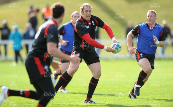 13.09.11 - Wales Rugby Training - Alun Wyn Jones during training. 