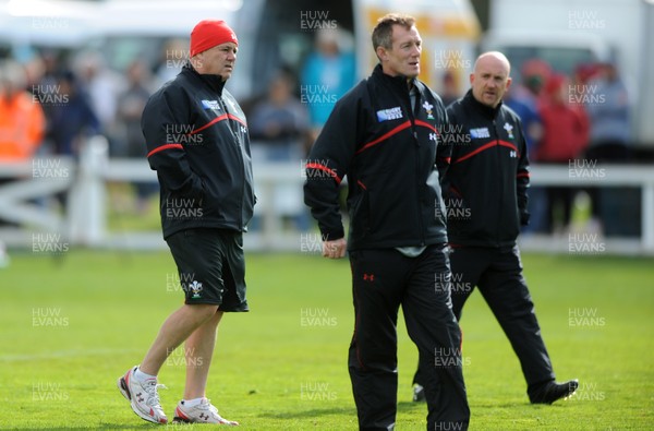 13.09.11 - Wales Rugby Training - (L-R)Head coach Warren Gatland looks on with attack coach Rob Howley and defence coach Shaun Edwards during training. 