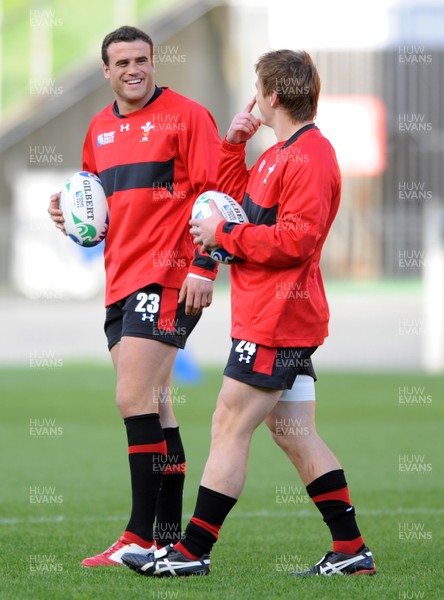 13.10.11 - Wales Rugby Training - Jamie Roberts and Jonathan Davies during training. 