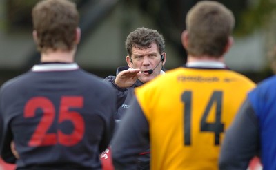 13.11.06 - Wales Rugby Training - Wales Coach, Gareth Jenkins during training 
