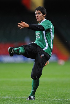 13.11.08 - Wales Rugby Training - James Hook in action during training. 