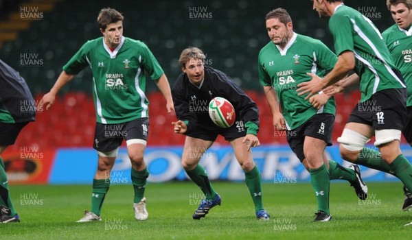 13.11.08 - Wales Rugby Training - Martin Roberts in action during training. 