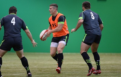 131114 - Wales Rugby Training -Scott Williams during training