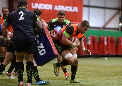 131114 - Wales Rugby Training -Dan Lydiate during training