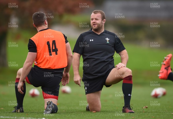 131117 - Wales Rugby Training - Scott Andrews