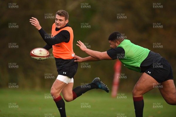 131117 - Wales Rugby Training - Dan Biggar