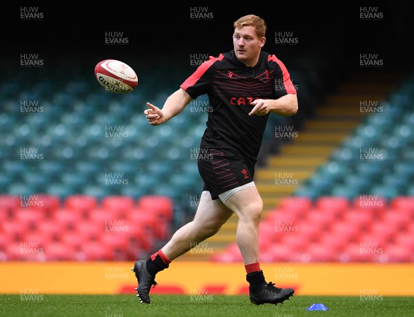 131121 - Wales Rugby Training - Rhys Carre during training
