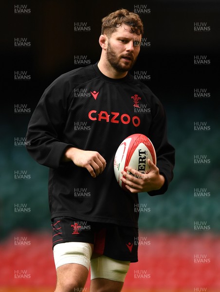 131121 - Wales Rugby Training - Thomas Young during training