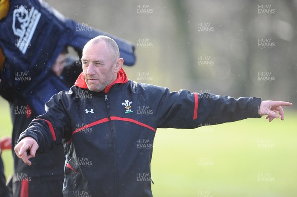 140213 - Wales Rugby Training -Robin McBryde during training