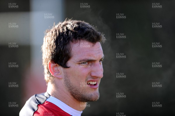 140213 - Wales Rugby Training -Sam Warburton during training