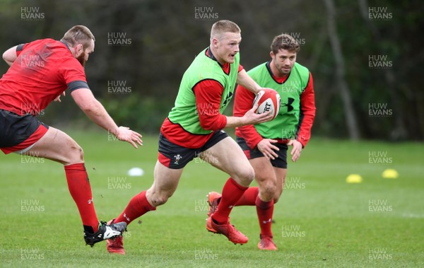 140220 - Wales Rugby Training - Johnny McNicholl during training