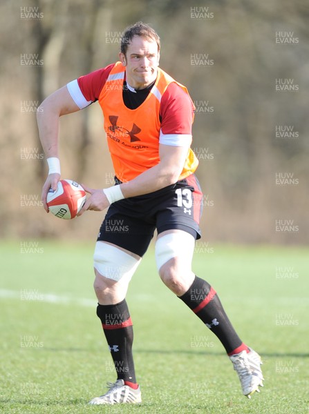 140313 - Wales Rugby Training -Alun Wyn Jones during training