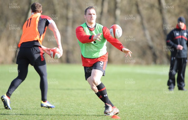 140313 - Wales Rugby Training -Gethin Jenkins during training