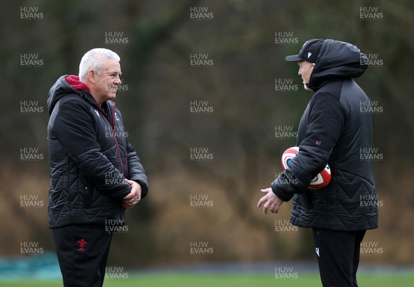 140324 - Wales Rugby Training ahead of their final 6 Nations game against Italy - Warren Gatland, Head Coach and Neil Jenkins, Skills Coach during training