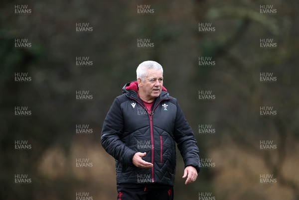 140324 - Wales Rugby Training ahead of their final 6 Nations game against Italy - Warren Gatland, Head Coach during training