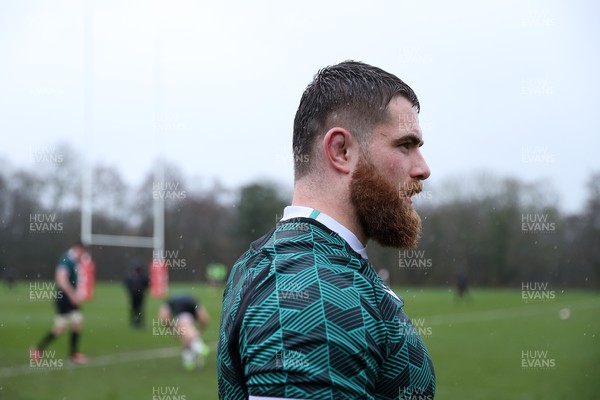 140324 - Wales Rugby Training ahead of their final 6 Nations game against Italy - Kemsley Mathias during training