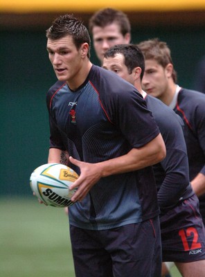 14.05.07 - Wales Rugby Training - Tom James during training 