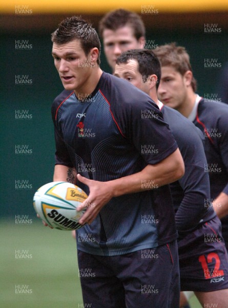 14.05.07 - Wales Rugby Training - Tom James during training 