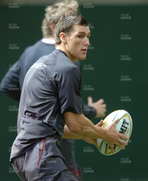 14.05.07 - Wales Rugby Training - Tom James during training 