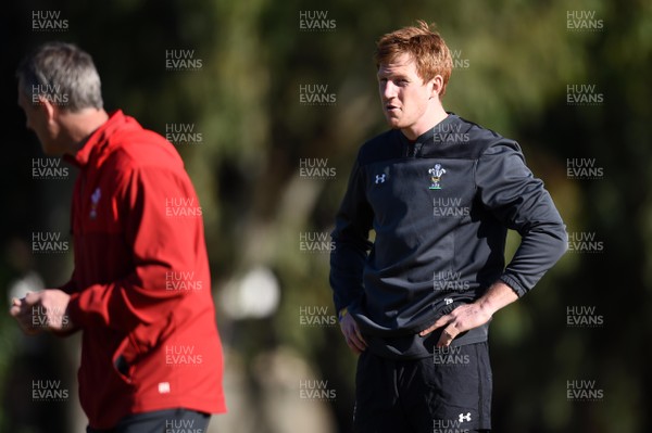 140618 - Wales Rugby Training - Rhys Patchell during training