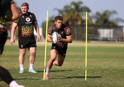 140726 - Wales Rugby Training in South Africa ahead of their game in Durban this weekend - Kieran Hardy during training