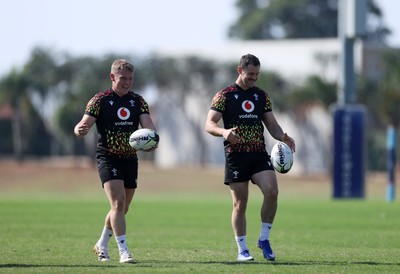140726 - Wales Rugby Training in South Africa ahead of their game in Durban this weekend - Sam Costelow and Tomos Williams during training
