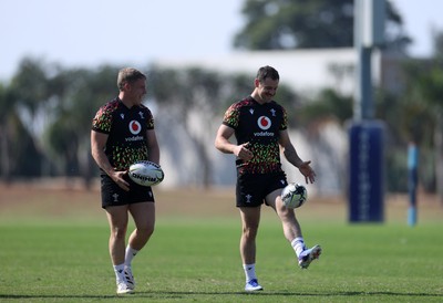 140726 - Wales Rugby Training in South Africa ahead of their game in Durban this weekend - Sam Costelow and Tomos Williams during training