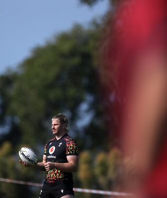 140726 - Wales Rugby Training in South Africa ahead of their game in Durban this weekend - Aaron Wainwright during training