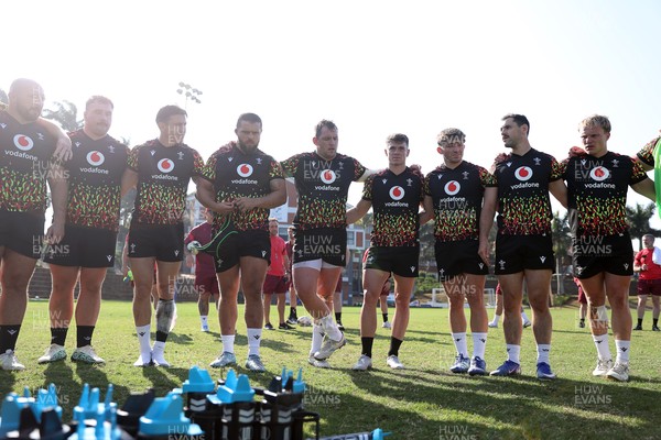 140726 - Wales Rugby Training in South Africa ahead of their game in Durban this weekend - Wales team huddle